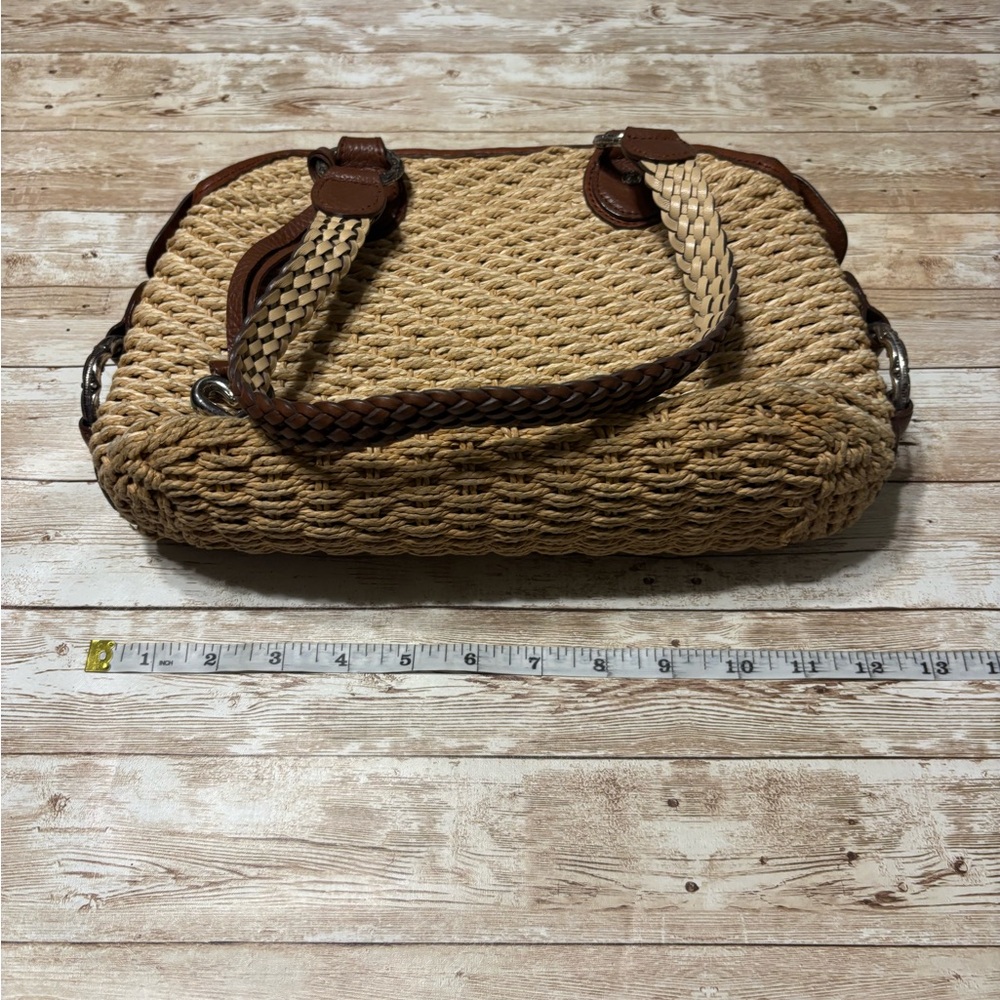 Brighton Stylish Tan and Brown Woven Handbag - Picture 11 of 12